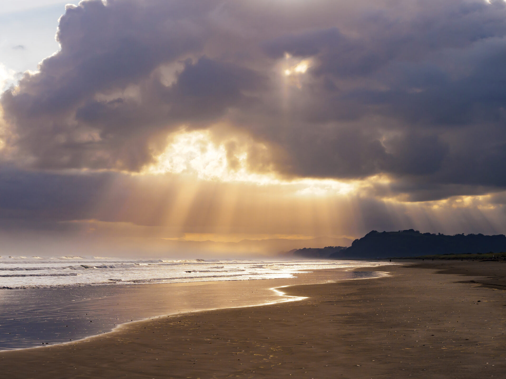 God Rays in the Godzone
